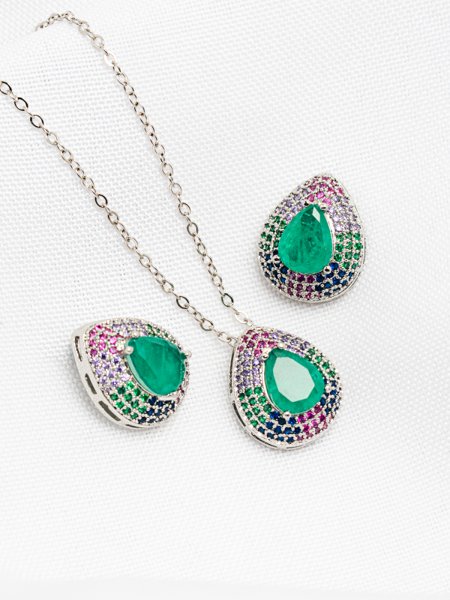 CONJUNTO DE COLAR E BRINCOS MAXI VERDE ESMERALDA - Imagem 2